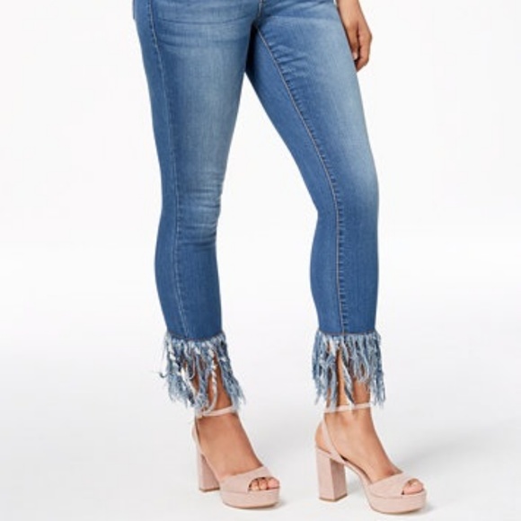 V.I.P Jeans Skinny Leg Misses Size 3/4 NWT - Picture 1 of 8